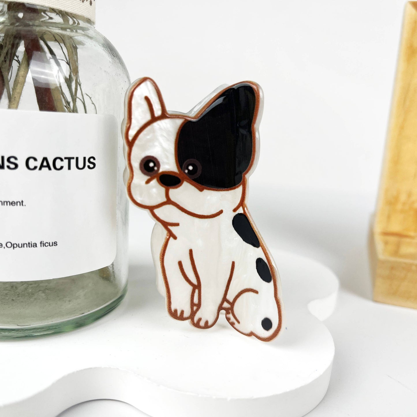 Dog style animal hair claw clip