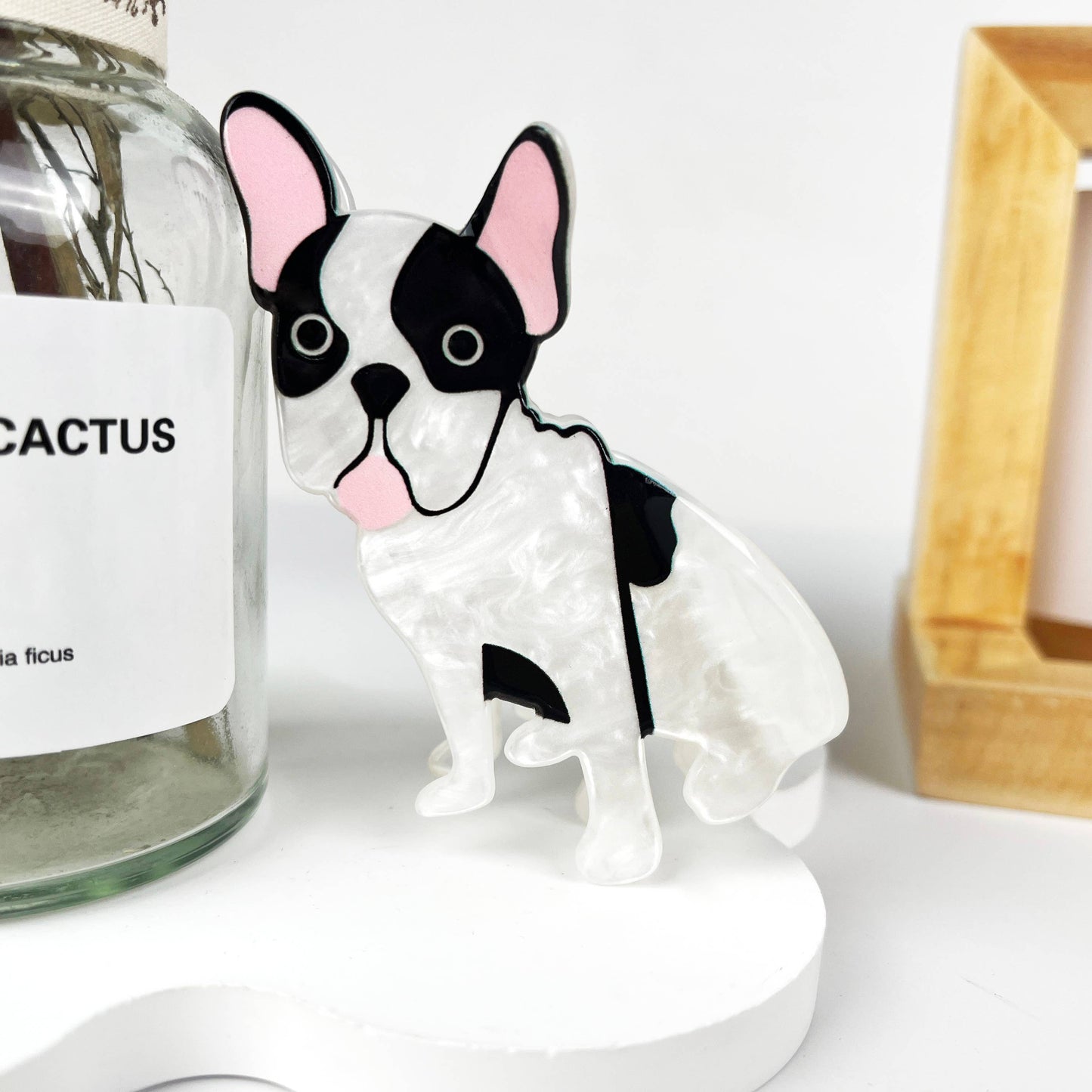 Dog style animal hair claw clip